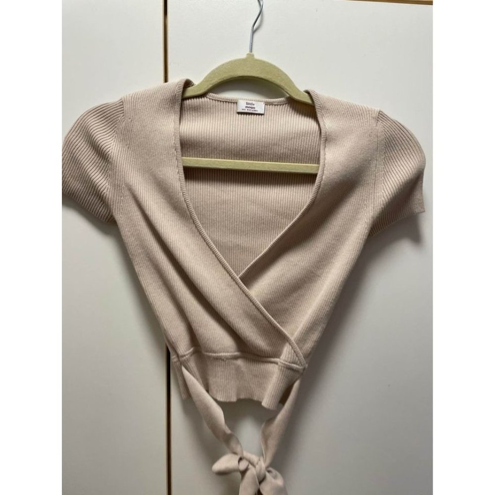 New Aritzia Prunella Tie Top - Picture 2 of 4